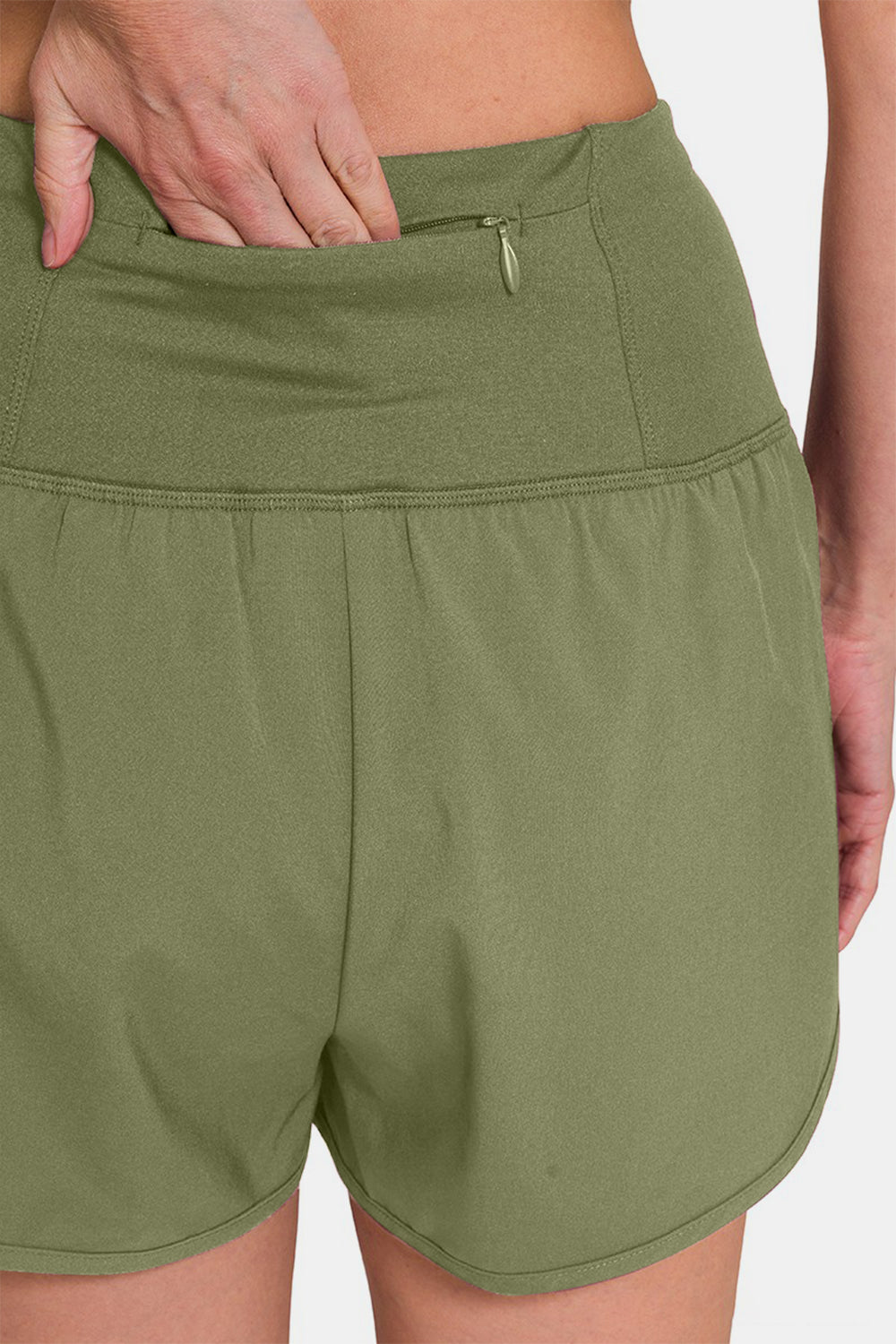 Pantalones cortos activos Zenana de cintura alta con cremallera y bolsillo trasero