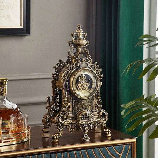 Luxury Table Clock with European Vintage Design