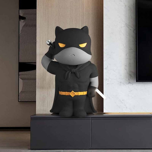 Estatua del gato ninja con sable de luz